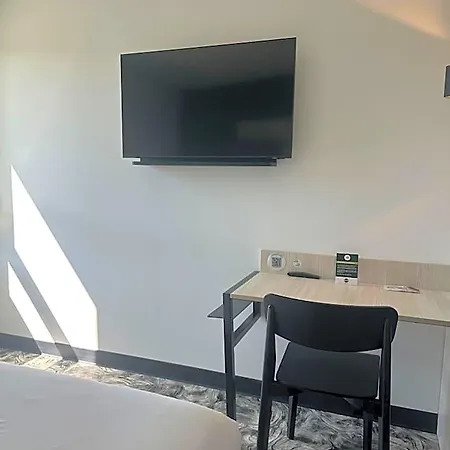 Nord Aeroport Hotel Perpignan